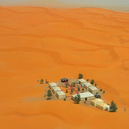 Camel Trips Luxury Camp Ξενοδοχείο Merzouga Εξωτερικό φωτογραφία