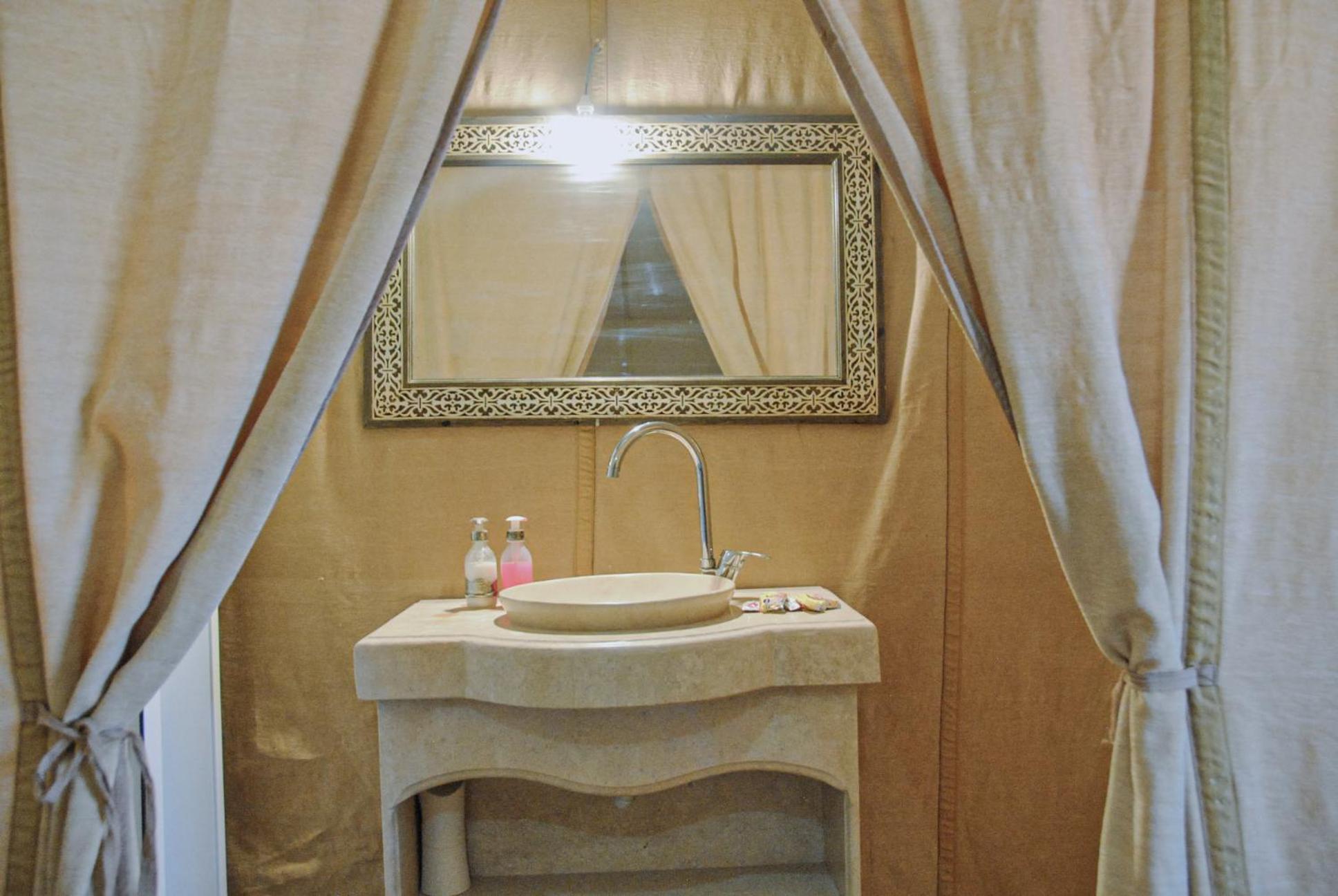 Camel Trips Luxury Camp Ξενοδοχείο Merzouga Εξωτερικό φωτογραφία