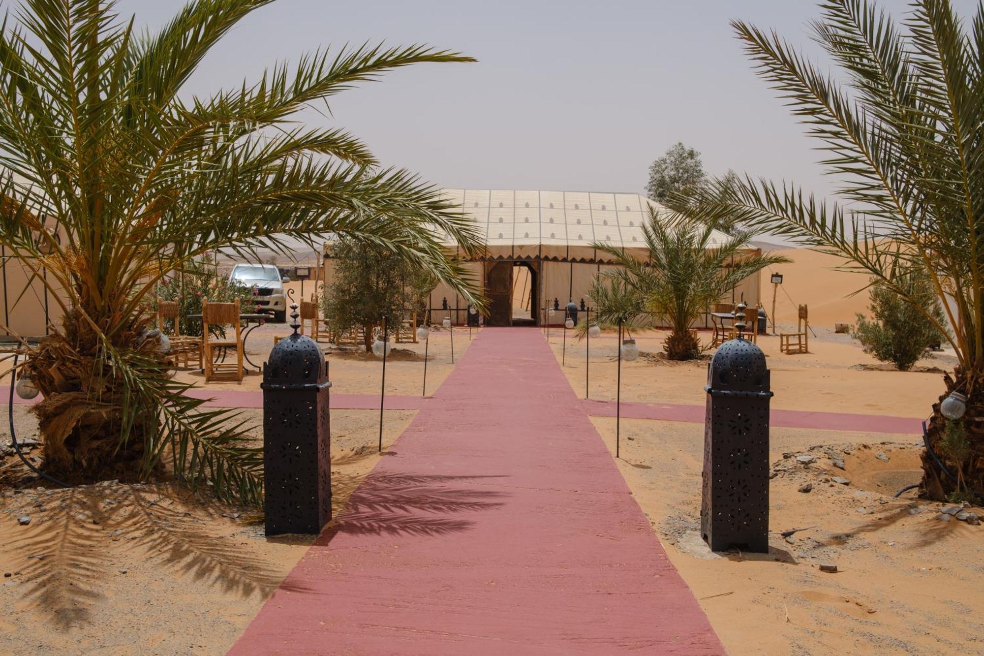 Camel Trips Luxury Camp Ξενοδοχείο Merzouga Εξωτερικό φωτογραφία
