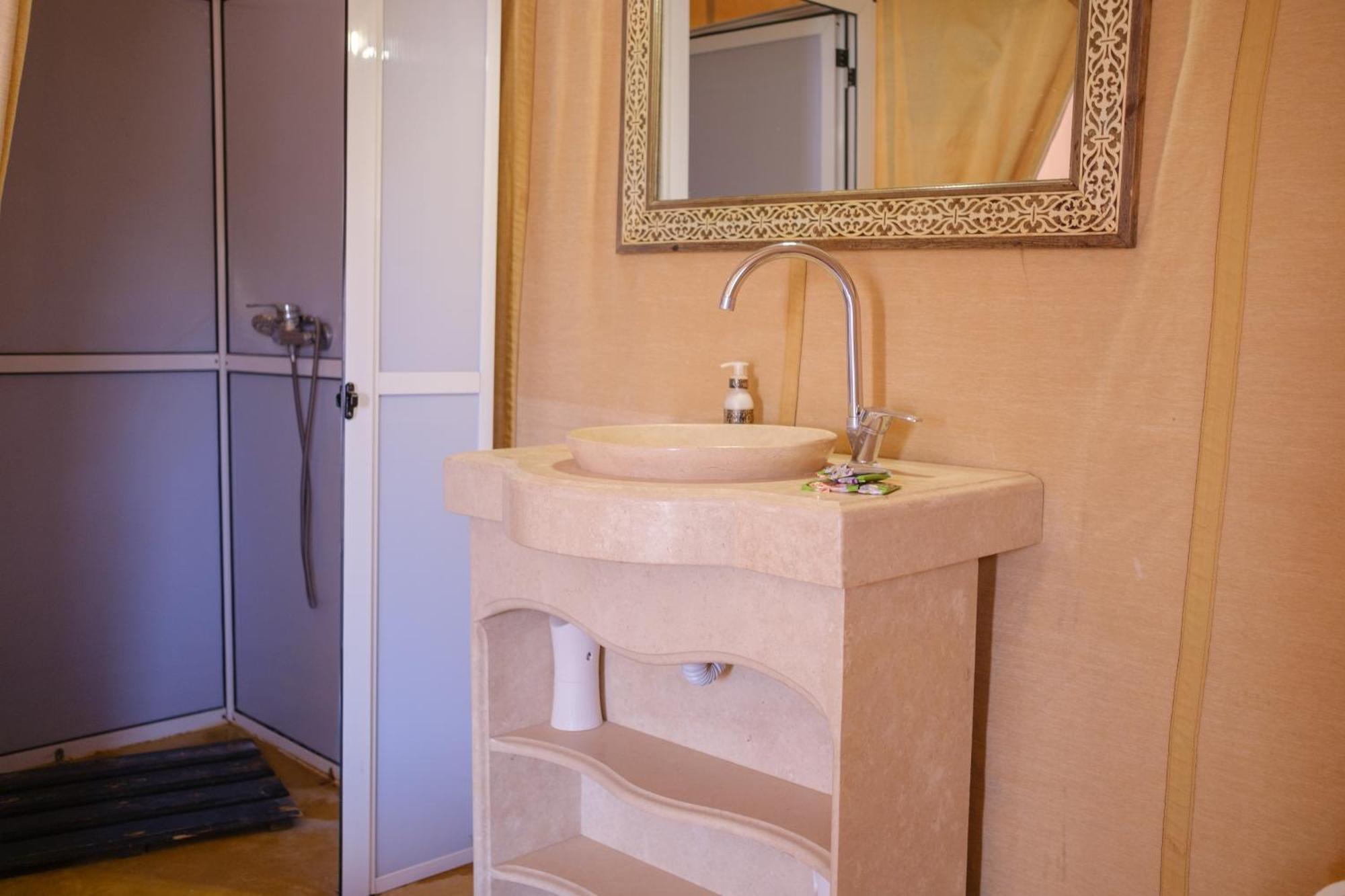 Camel Trips Luxury Camp Ξενοδοχείο Merzouga Εξωτερικό φωτογραφία